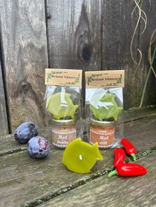 VČELÍ OVOCE 🐝🔥 Malý originální dárek, který u nás najdete hned ve dvou variantách. ✔️50g květového pastovaného med se...